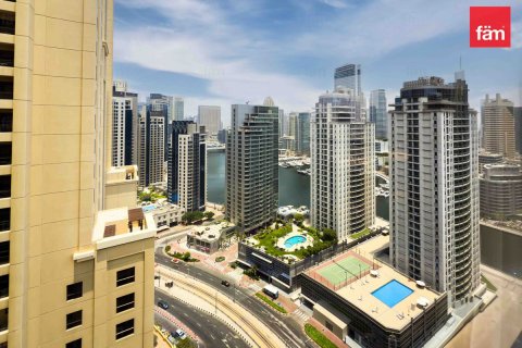 Apartment in Dubai, UAE 3 bedrooms, 175 sq.m. № 630489 - photo 26