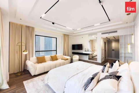 Apartment in Dubai, UAE 3 bedrooms, 175 sq.m. № 630489 - photo 2
