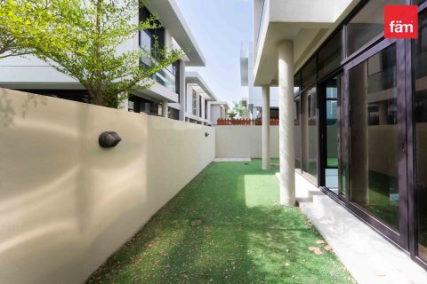 Villetta a schiera in affitto a Dubai, EAU 3 camere da letto, 253 mq. № 655789 - foto 7