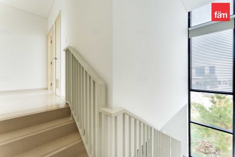 Villetta a schiera in affitto a Dubai, EAU 3 camere da letto, 253 mq. № 655789 - foto 11