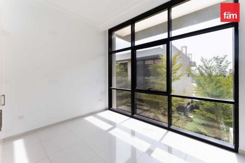 Villetta a schiera in affitto a Dubai, EAU 3 camere da letto, 253 mq. № 655789 - foto 8