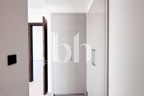 Apartment in Dubai, UAE 3 bedrooms, 146 sq.m. № 642653 - photo 12