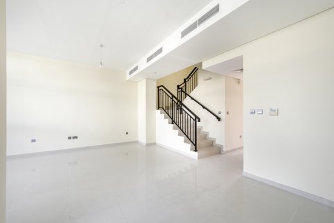 Townhouse til salg i Dubai, UAE 3 soveværelser, 151.8 kvm № 749160 - foto 4
