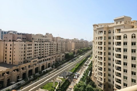 Apartment in Palm Jumeirah, Dubai, UAE 2 bedrooms, 144.07 sq.m. № 749145