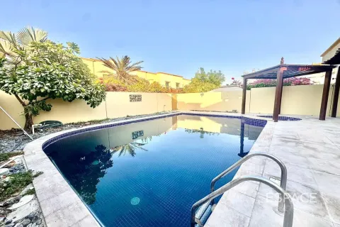 Βίλα σε The Springs, Dubai, ΗΑΕ 3 υπνοδωμάτια, 209 τ.μ. Αρ. 650075 - φωτογραφία 9