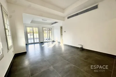 Βίλα σε The Springs, Dubai, ΗΑΕ 3 υπνοδωμάτια, 209 τ.μ. Αρ. 650075 - φωτογραφία 14