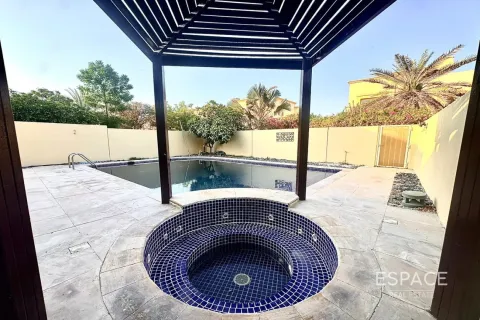 Βίλα σε The Springs, Dubai, ΗΑΕ 3 υπνοδωμάτια, 209 τ.μ. Αρ. 650075 - φωτογραφία 5