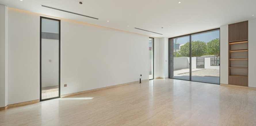 Villa in Tilal Al Ghaf, Dubai, UAE 4 bedrooms, 473 sq.m. № 728753