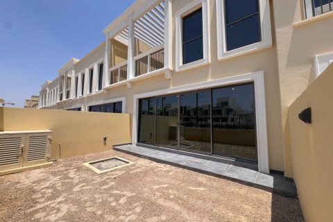 Townhouse sa Damac Lagoons, Dubai, UAE 4 silid-tulugan, 144 sq.m. № 728755 - larawan 6