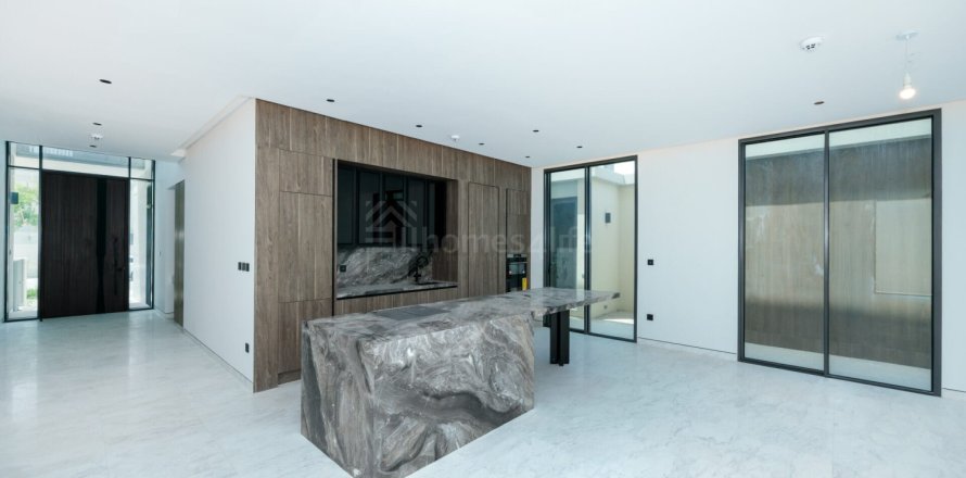Βίλα σε Tilal Al Ghaf, Dubai, ΗΑΕ 5 υπνοδωμάτια, 621 τ.μ. Αρ. 710965