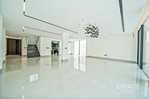 Villa in Jumeirah Park, Dubai, UAE 5 bedrooms, 481 sq.m. № 738375 - photo 6