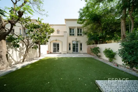 Vila v The Springs, Dubai, SAE 3 spálne, 228 m2 č. 738372 - Fotografia 1