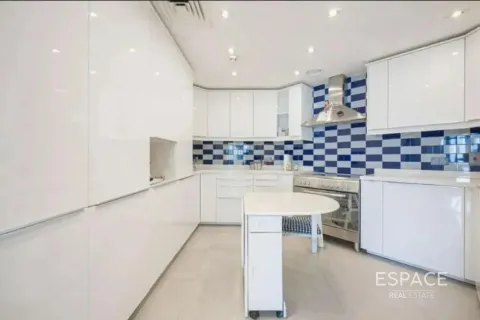 Apartament do wynajęcia w Palm Jumeirah, Dubai, ZEA 3 sypialnie, 199 mkw., nr 738371 - zdjęcie 11