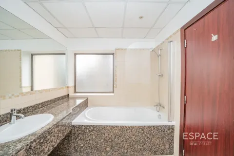 Apartament do wynajęcia w Jumeirah Beach Residence, Dubai, ZEA 2 sypialnie, 107 mkw., nr 738370 - zdjęcie 11