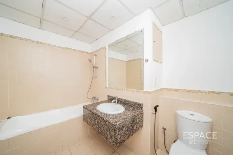 Apartament do wynajęcia w Jumeirah Beach Residence, Dubai, ZEA 2 sypialnie, 107 mkw., nr 738370 - zdjęcie 7