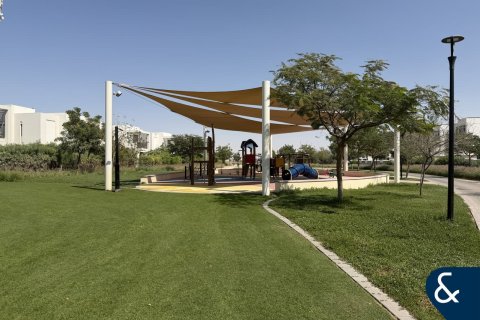 Vila v Dubai South (Dubai World Central), Dubai, SAE 4 ložnice, 395 m² Č.: 697869 - fotografie 17