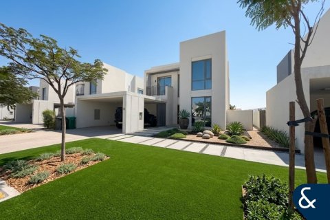 Villa asukohaga Dubai South (Dubai World Central), Dubai, AÜE: 4 magamistoaga, 395 m² Nr 697869