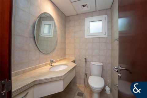 Motor City, Dubai, संयुक्त अरब अमीरात में विला, 4 बेडरूम, 399 वर्ग मीटर, संख्या 688891 - फ़ोटो 8