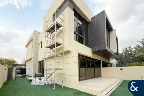 Villa para arrendamento em DAMAC Hills (Akoya by DAMAC), Dubai, EAU 3 quartos, 240 m2 № 688887 - foto 6