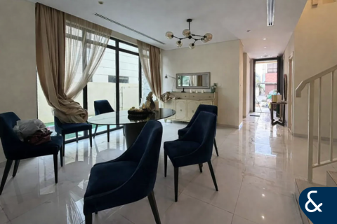 Villa para arrendamento em DAMAC Hills (Akoya by DAMAC), Dubai, EAU 3 quartos, 240 m2 № 688887 - foto 2