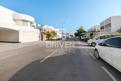 Zemljište u Umm Suqeim, Dubai, UAE 1117.62 m2 Br. 755850 - fotografija 2