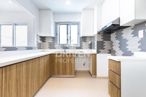 Vilă de vânzare în Dubai Land, Dubai, EAU 4 dormitoare, 330.36 mp.  №755856 - poză 18