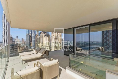 Huoneisto Jumeirah Beach Residence, Dubai, Arabiemiraatit 1 makuuhuone, 119.38 m2 № 755854 - kuva 16