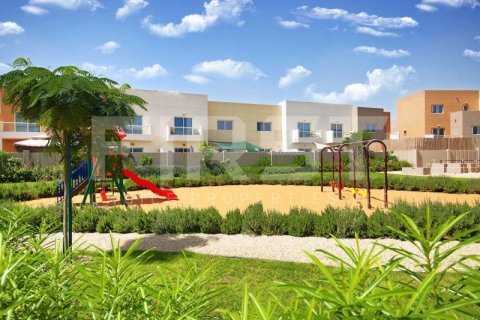 Vilë në Al Reef, Abu Dhabi, Emiratet e Bashkuara Arabe 2 dhoma gjumi, 170.2 m2. № 731440 - Foto 17