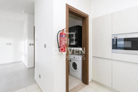 Huoneisto Palm Jumeirah, Dubai, Arabiemiraatit 1 makuuhuone, 124.3 m2 № 759712 - kuva 11