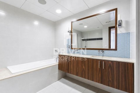 Huoneisto Palm Jumeirah, Dubai, Arabiemiraatit 1 makuuhuone, 124.3 m2 № 759712 - kuva 12