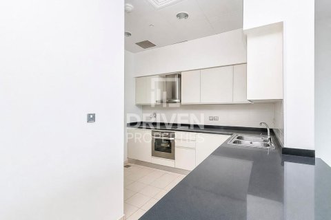 Huoneisto Palm Jumeirah, Dubai, Arabiemiraatit 1 makuuhuone, 124.3 m2 № 759712 - kuva 9