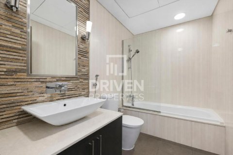 Apartman u DIFC, Dubai, UAE 2 spavaćih soba, 144.84 m2 Br. 759715 - fotografija 14