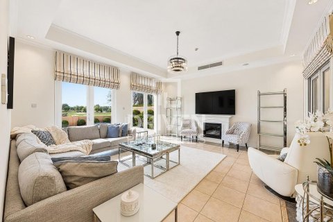 Vilă de închiriat în Jumeirah Golf Estates, Dubai, EAU 5 dormitoare, 817.83 mp.  №759717 - poză 2