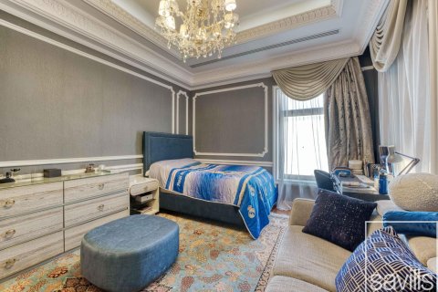 Villa à vendre à Emirates Hills, Dubai, EAU 5 chambres, 836.13 m2 № 747152 - photo 14