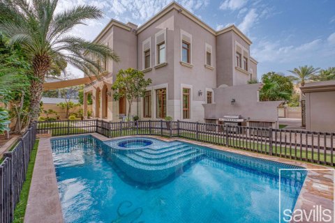 Villa à vendre à Emirates Hills, Dubai, EAU 5 chambres, 836.13 m2 № 747152 - photo 20