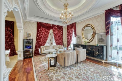 Villa à vendre à Emirates Hills, Dubai, EAU 5 chambres, 836.13 m2 № 747152 - photo 5