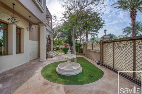 Villa à vendre à Emirates Hills, Dubai, EAU 5 chambres, 836.13 m2 № 747152 - photo 24