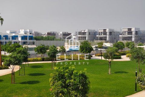 Kuća u nizu u gradu Dubai, UAE 4 spavaće sobe, 211 m2 Br. 659399 - Slika 2