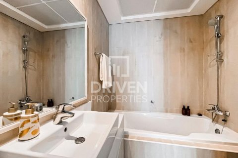 Lägenhet till försäljning i Jumeirah Beach Residence, Dubai, UAE 2 sovrum, 152 kvm Nr. 654720 - fotografi 16