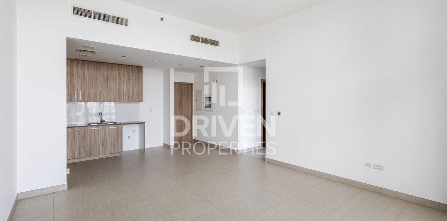 Apartment in Town Square, Dubai, UAE 3 bedrooms, 141 sq.m. № 654722