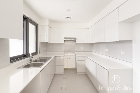 Villa in Dubai Hills Estate, UAE 3 bedrooms, 212 sq.m. № 754887 - photo 7
