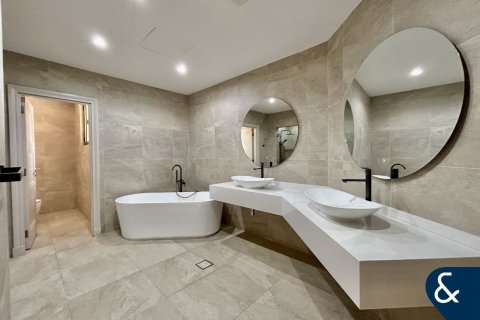 וילה להשכרה ב Palm Jumeirah, Dubai, איחוד האמירויות 4 חדרי שינה, 1245 מ"ר, מספר 666251 - תמונה 9