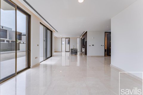 Villa en alquiler en Dubai Hills Estate, Dubai, EAU 5 dormitorios, 659.98 m2 № 747561 - foto 3