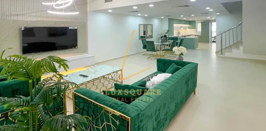 Villa asukohaga Jumeirah Village Circle, Dubai, AÜE: 4 magamistoaga, 201 m² Nr 658769