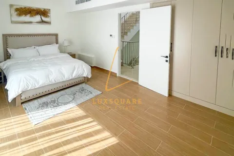 Huvila Jumeirah Village Circle, Dubai, Arabiemiraatit 4 makuuhuonetta, 201 m2 № 658769 - kuva 10