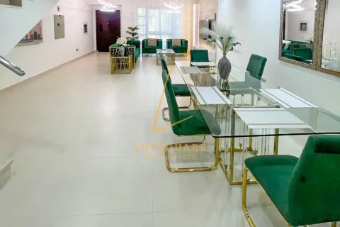 Huvila Jumeirah Village Circle, Dubai, Arabiemiraatit 4 makuuhuonetta, 201 m2 № 658769 - kuva 5