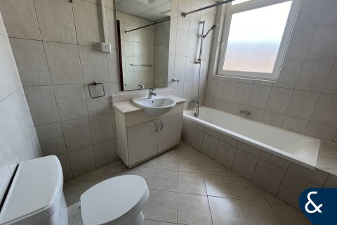 Motor City, Dubai, BAE’de kiralık daire 2 yatak odası, 140 m&sup2; No 688860 - fotoğraf 17