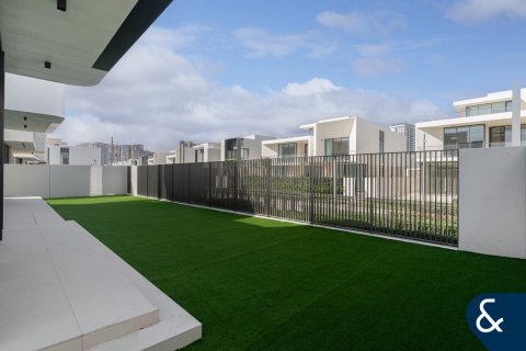 Villa in Dubai Hills Estate, UAE 5 bedrooms, 660 sq.m. № 688847 - photo 24