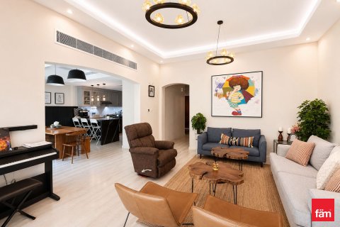 Huvila Dubai, Arabiemiraatit 4 makuuhuonetta, 214.3 m2 № 721104 - kuva 4