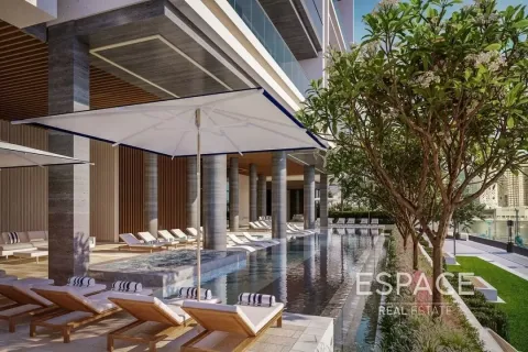 Huoneisto PENINSULA FOUR THE PLAZA Business Bay, Dubai, Arabiemiraatit 49 m2 № 650397 - kuva 2